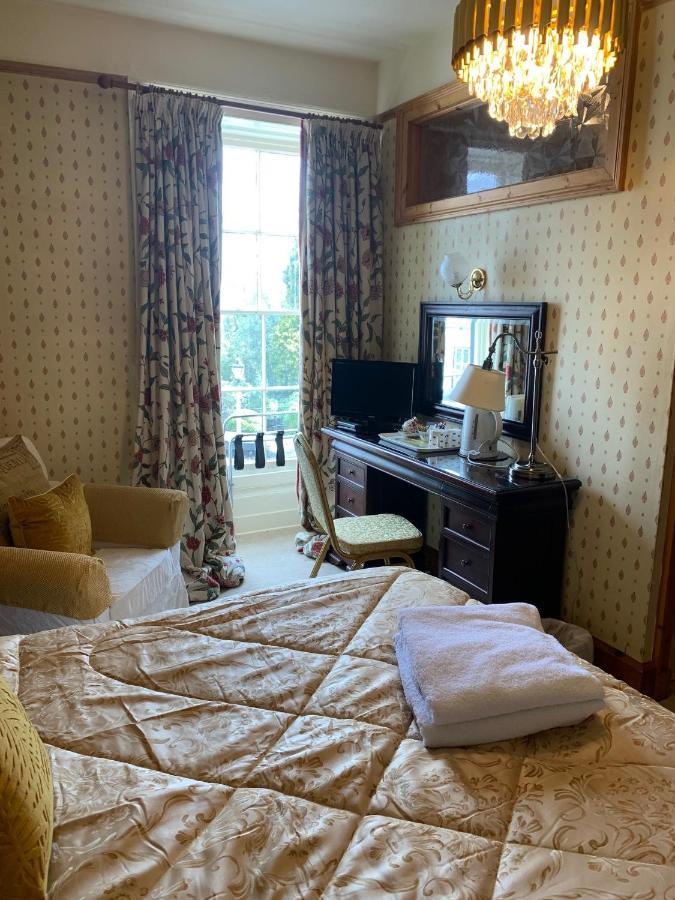Harrisons Hall Bed & Breakfast Hotel Mold Eksteriør billede