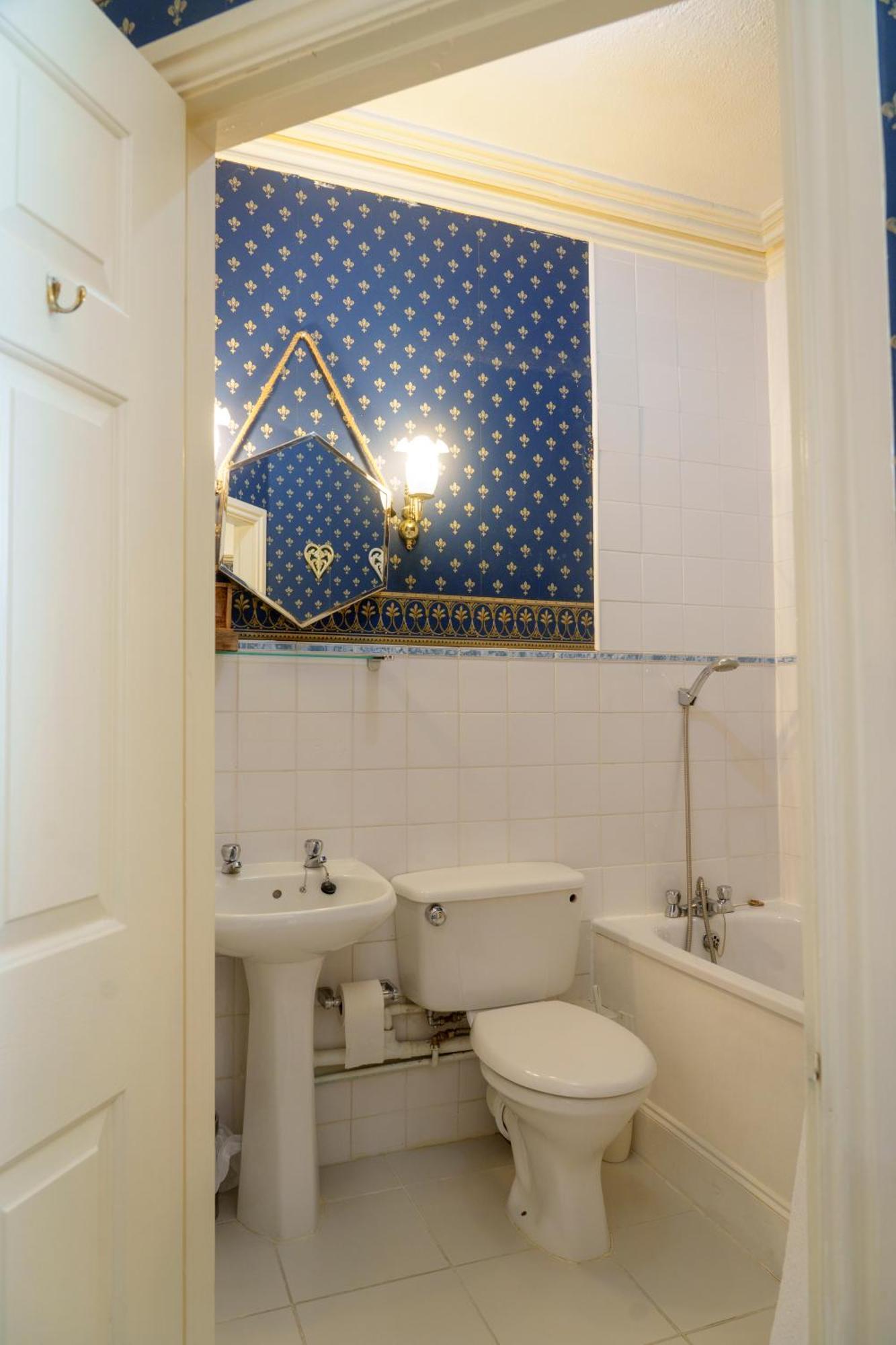 Harrisons Hall Bed & Breakfast Hotel Mold Eksteriør billede