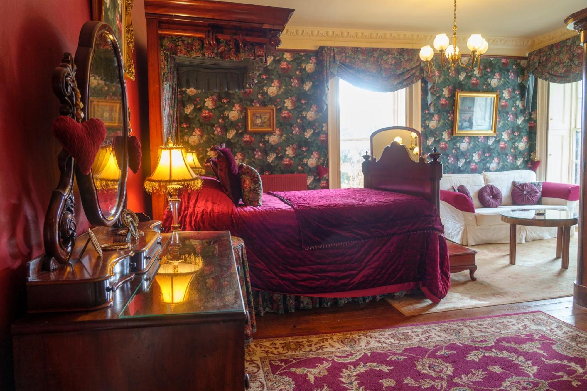 Harrisons Hall Bed & Breakfast Hotel Mold Eksteriør billede